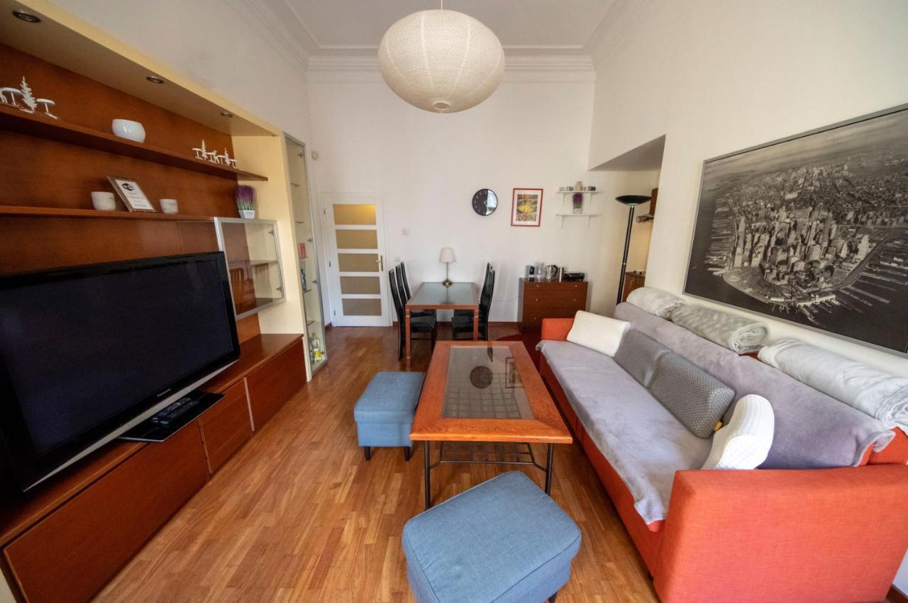 פראג Autentic Apartments Platnerska מראה חיצוני תמונה