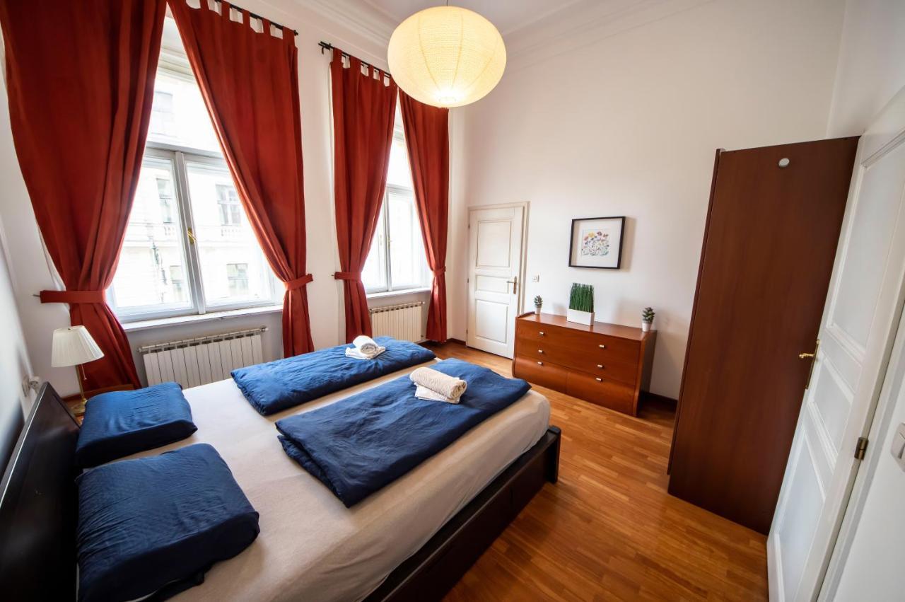 פראג Autentic Apartments Platnerska מראה חיצוני תמונה