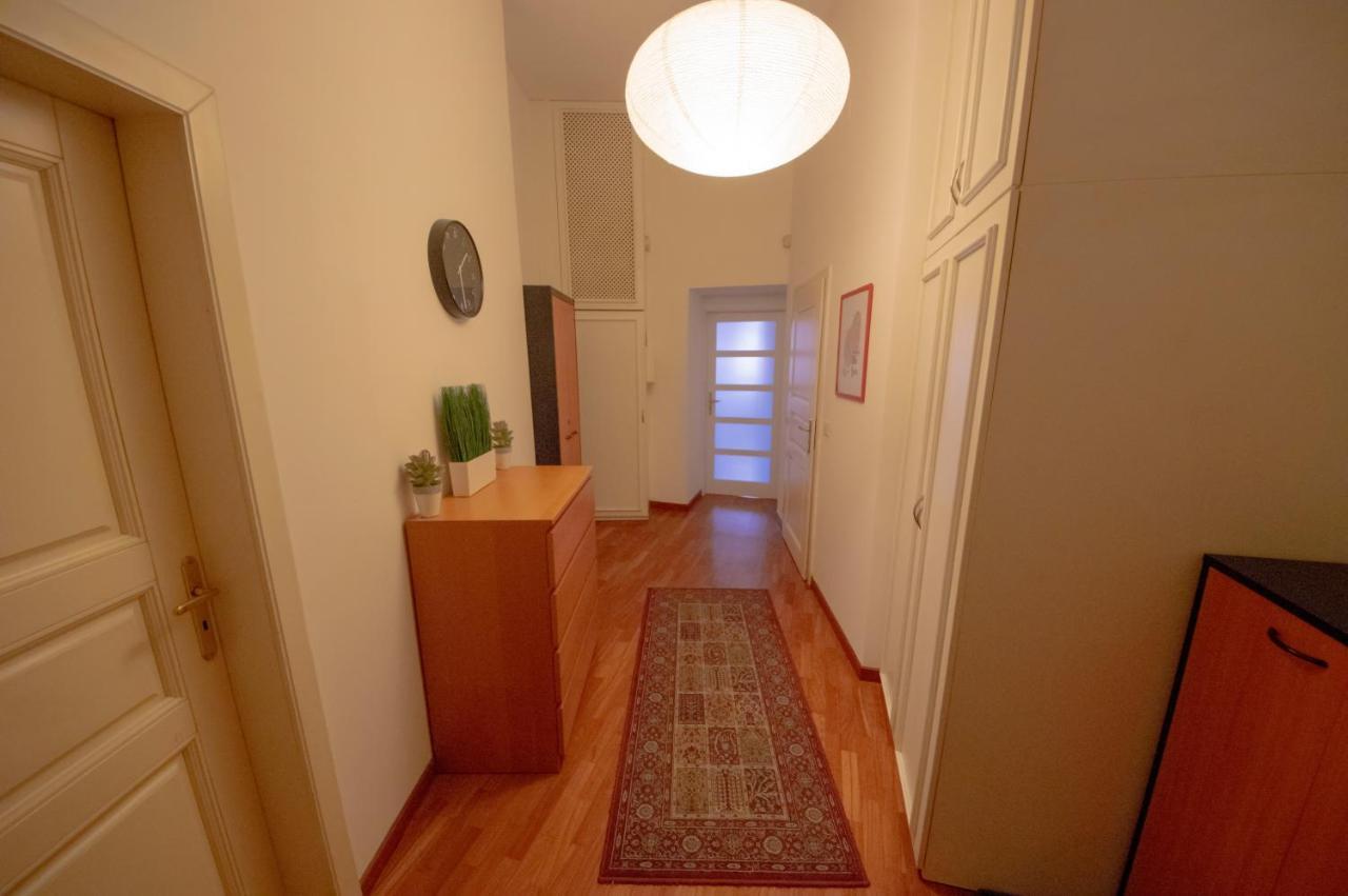 פראג Autentic Apartments Platnerska מראה חיצוני תמונה