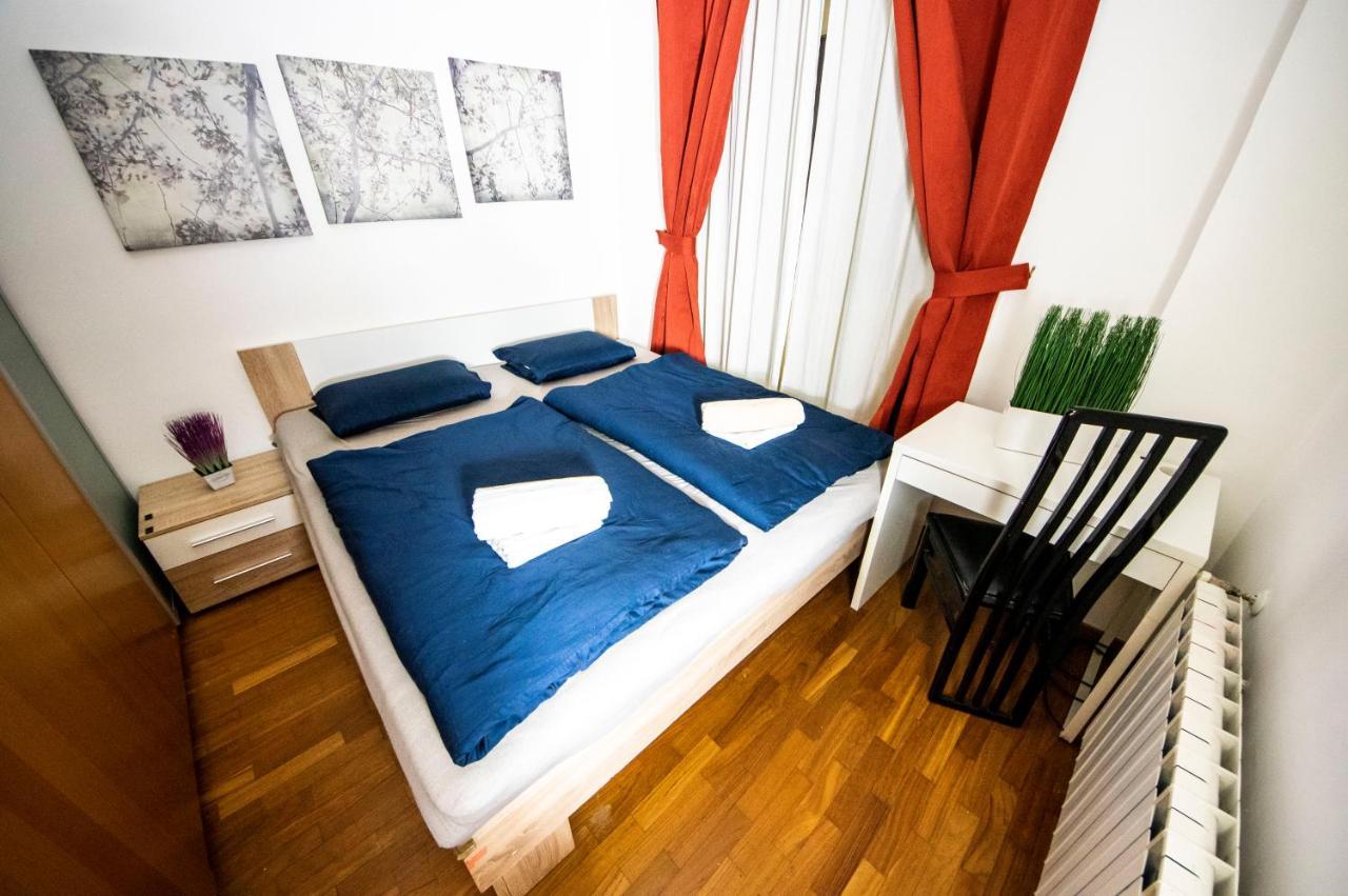 פראג Autentic Apartments Platnerska מראה חיצוני תמונה